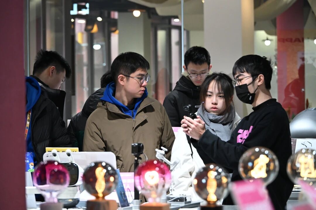 1758513080108087.jpg 84d2e1329cbf08a24ac7185b929a1f41.jpg